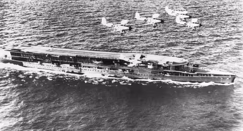 HMS Furious (47)